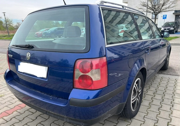 Volkswagen Passat cena 7500 przebieg: 312122, rok produkcji 2003 z Rzeszów małe 211